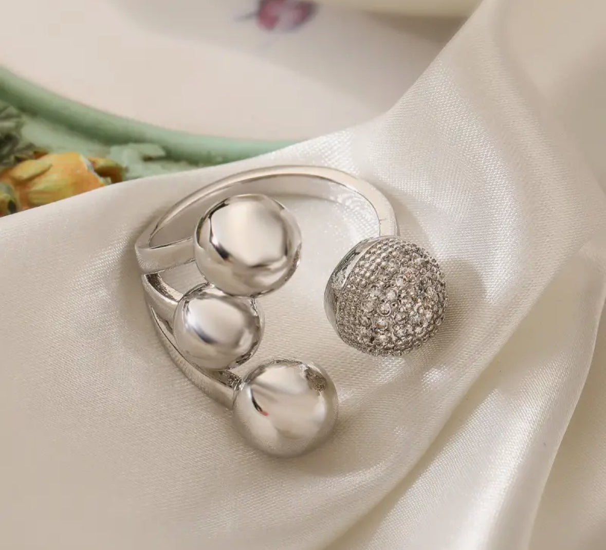 Adjustable Irregular Geometric Openwork Ring