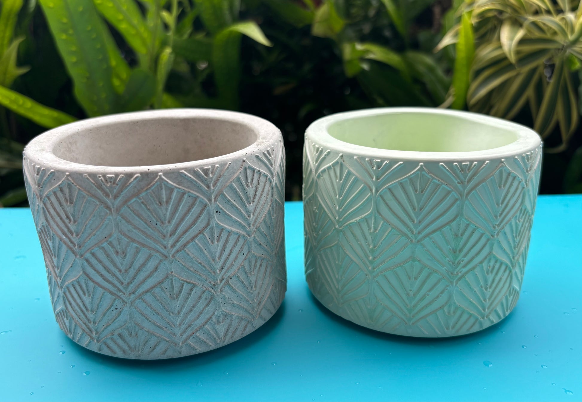 Cement Flower Pot with Leaf design