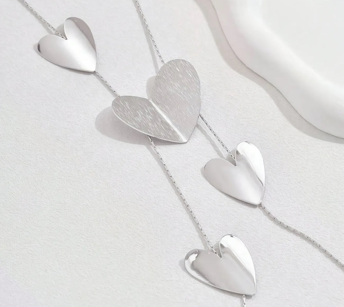 Minimalist And Sexy Heart or Circulat Shaped Necklace