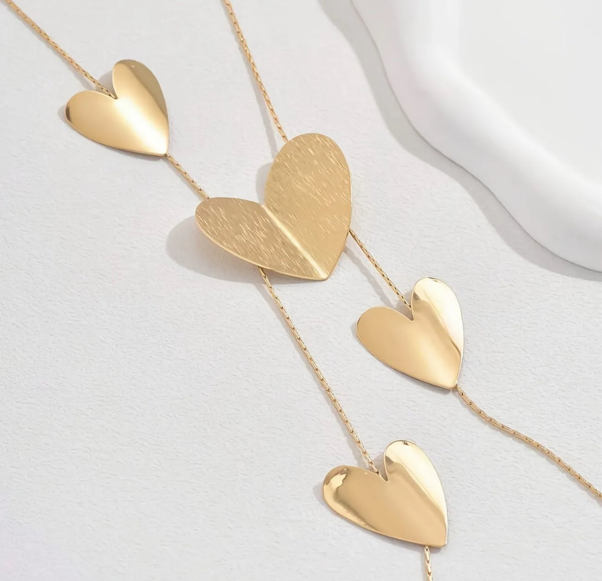 Minimalist And Sexy Heart or Circulat Shaped Necklace