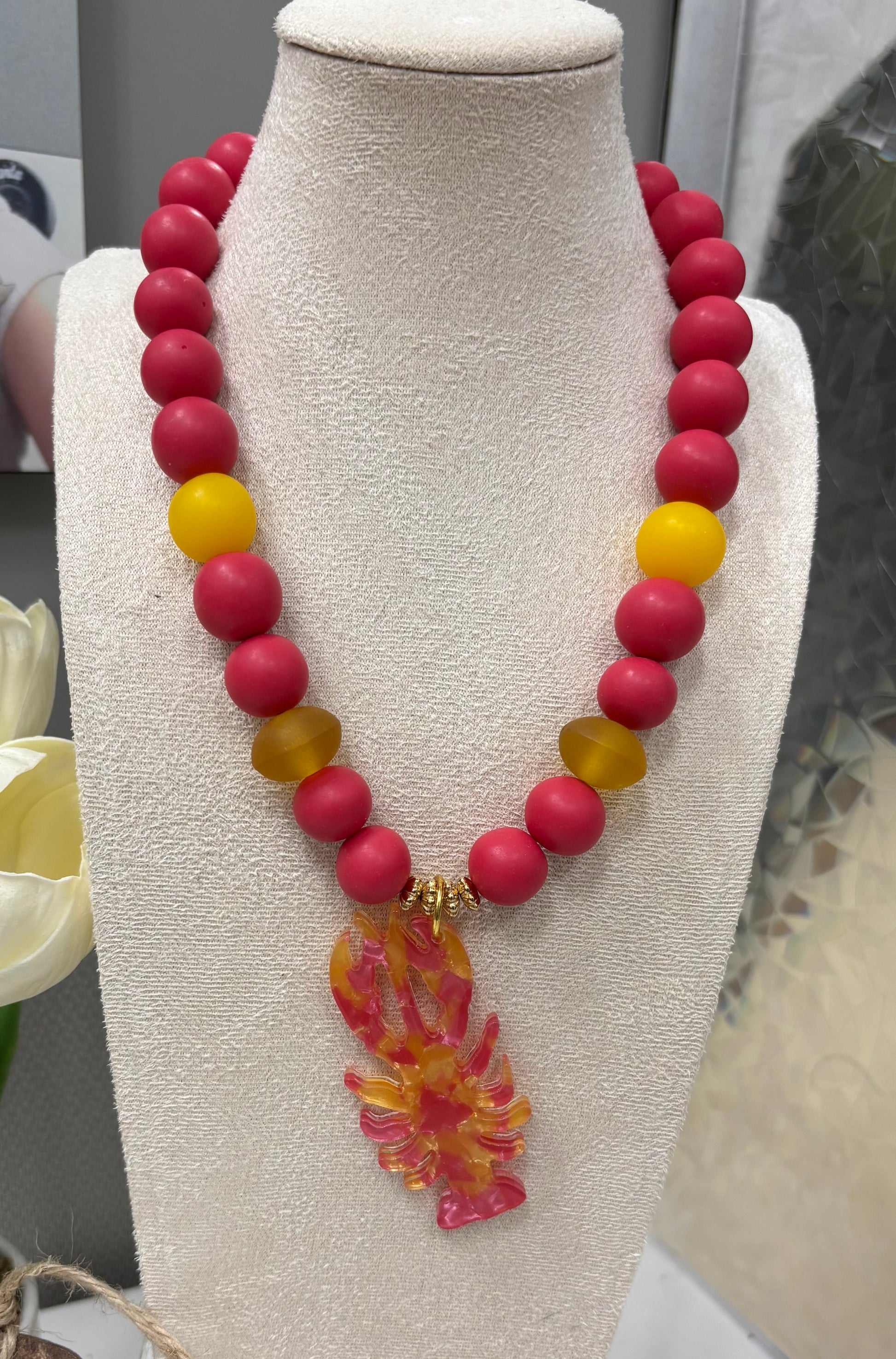 “Langosta Caribeña” Necklace