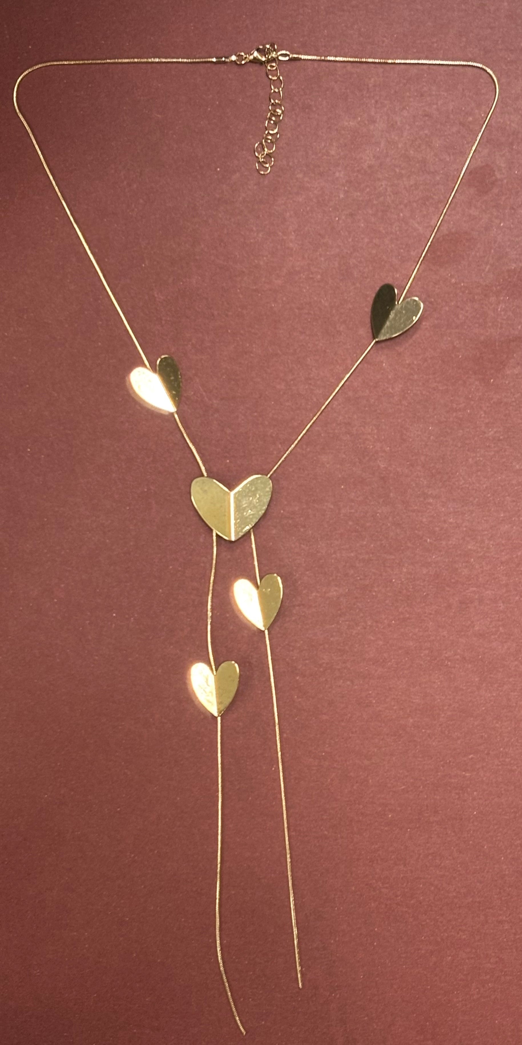 Minimalist And Sexy Heart or Circulat Shaped Necklace