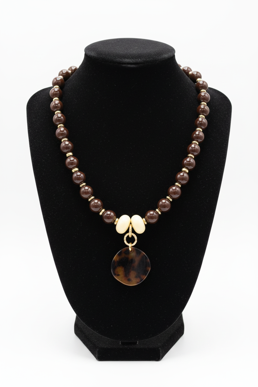 “Tortoise Shell” Pendant Elastic Beaded Necklace