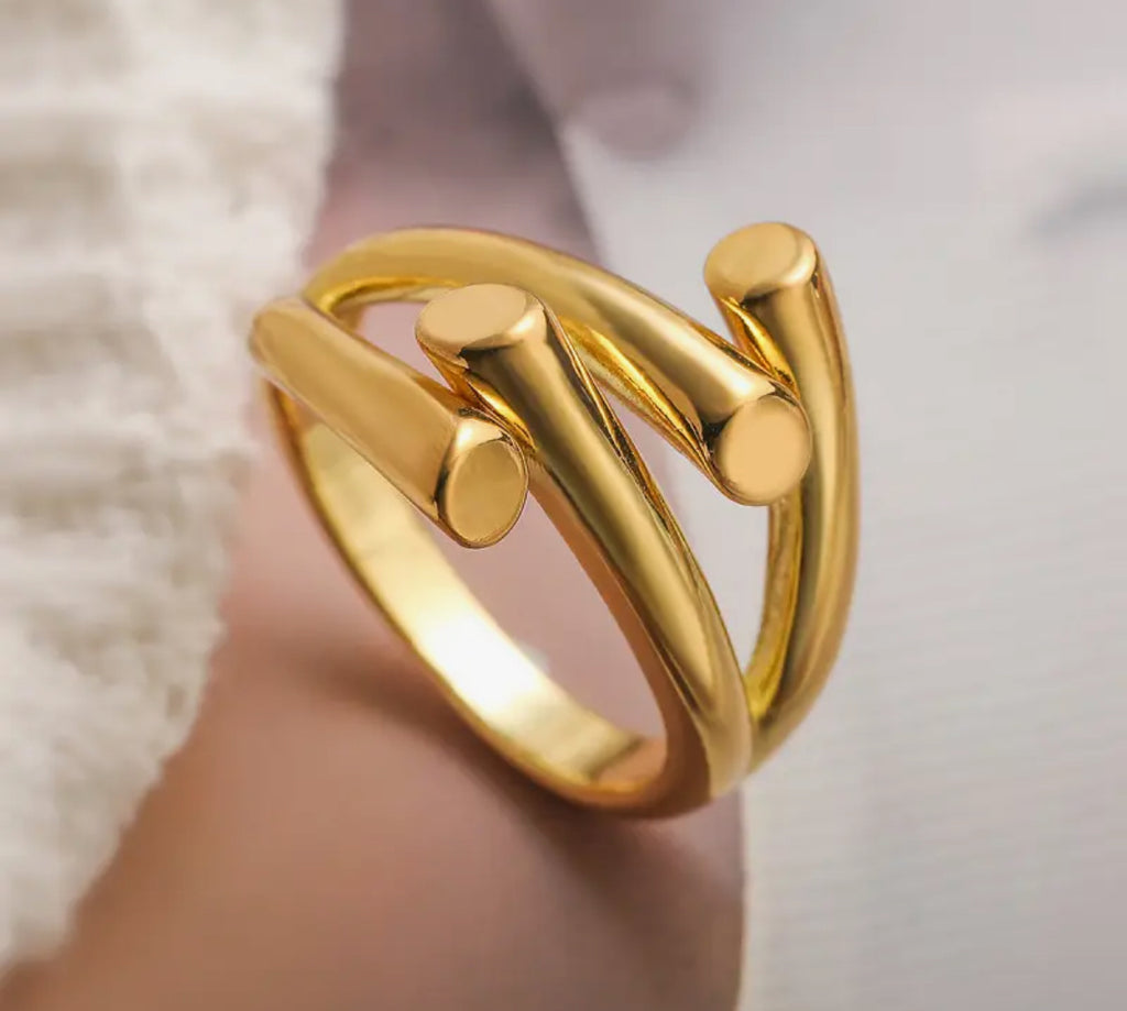 Smooth Irregular Geometric Ring