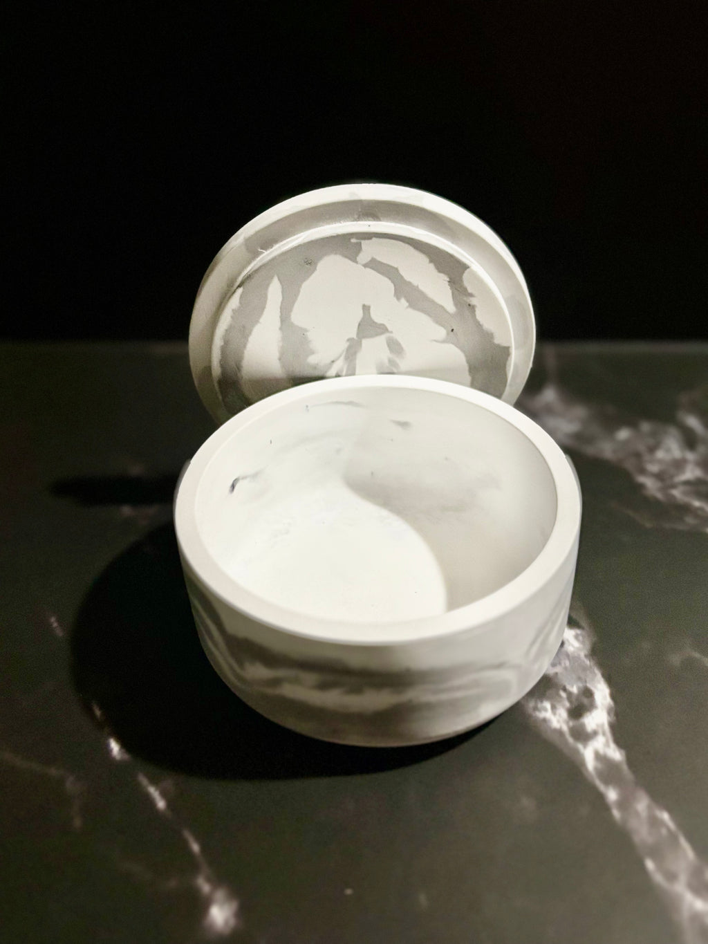 Eco Resin Jar with Lid
