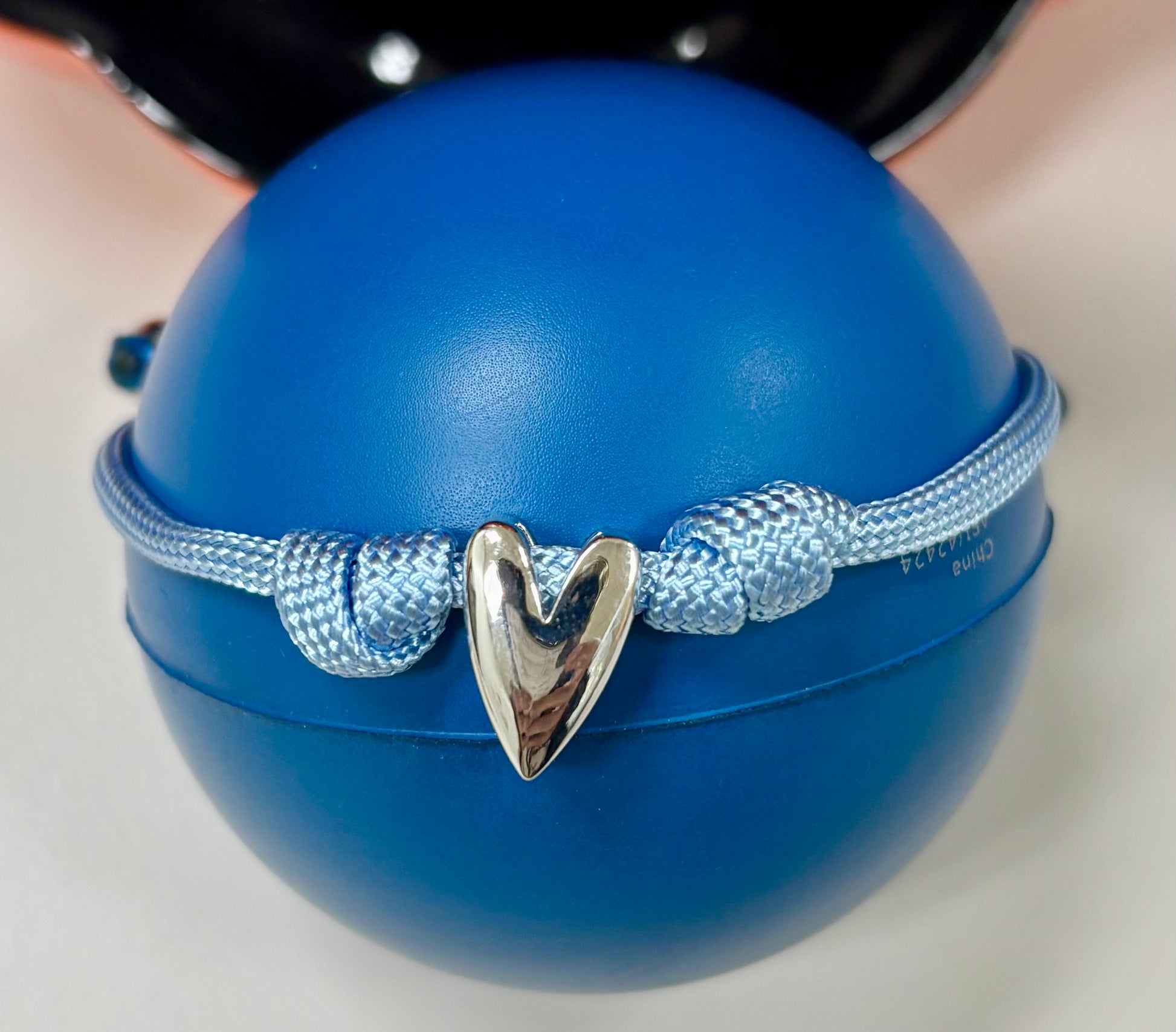Bracelets made in Paracord with stainless steel accents