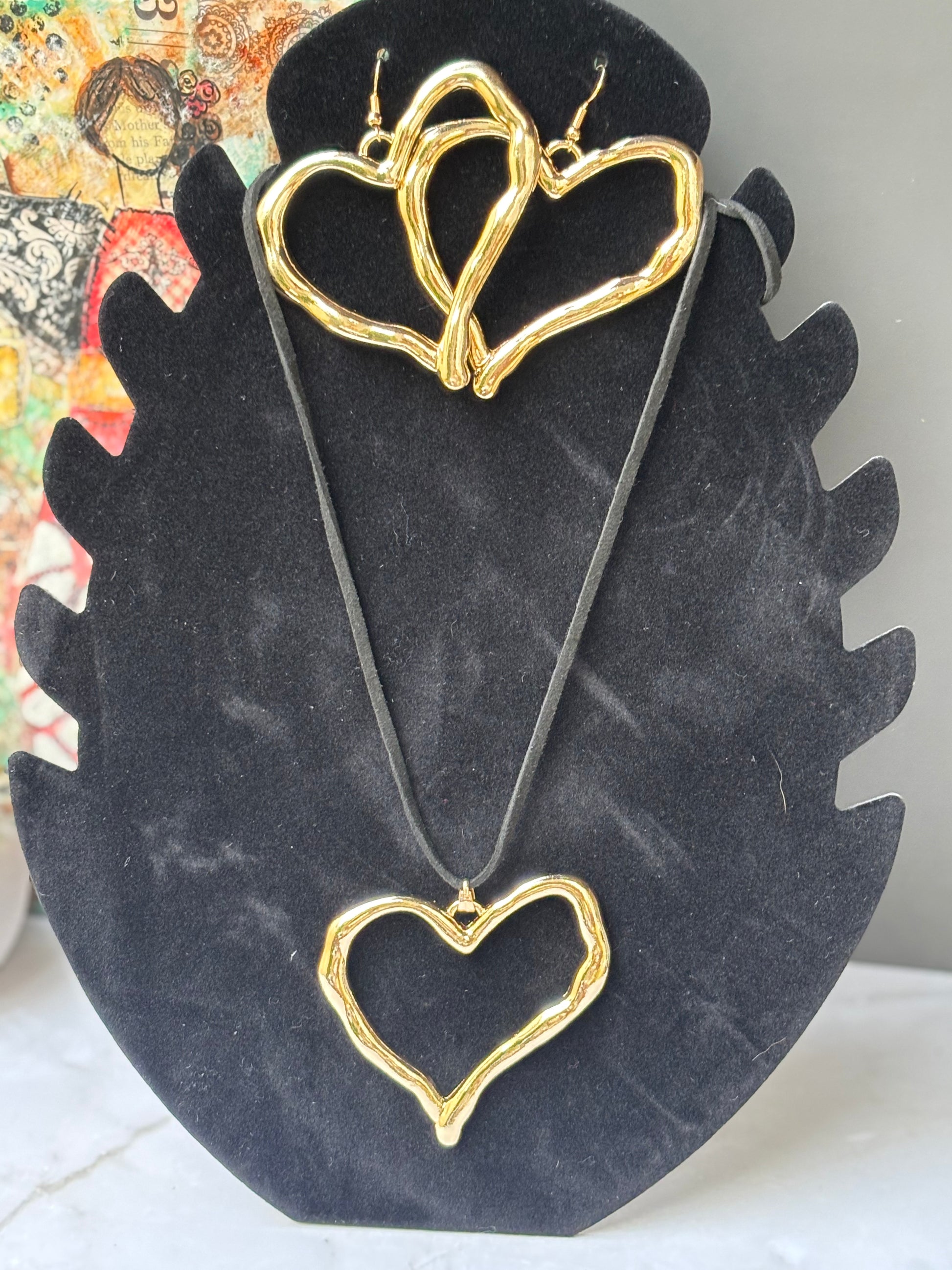 Love pendant Necklace set