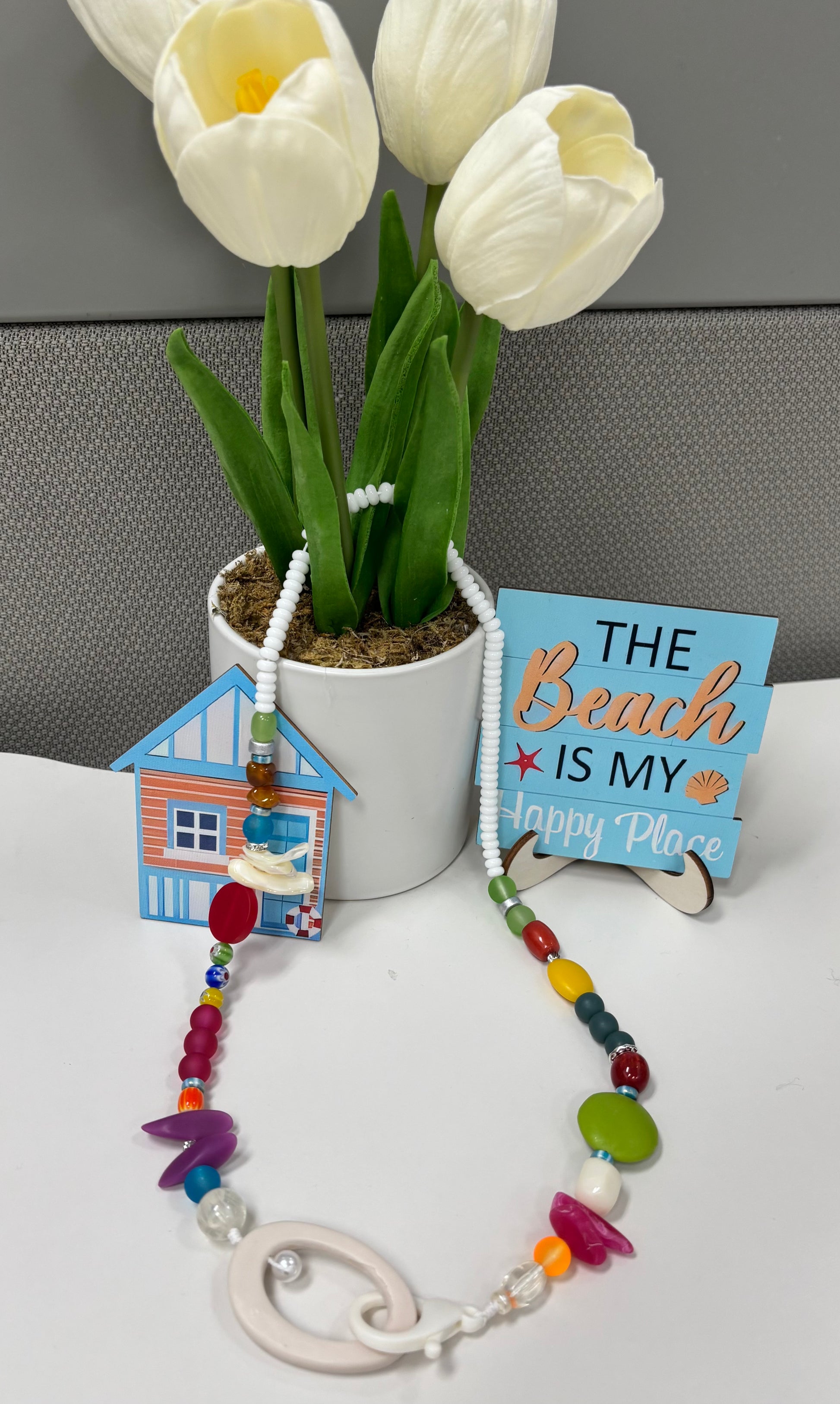 White and Multicolored resin beads Necklace
