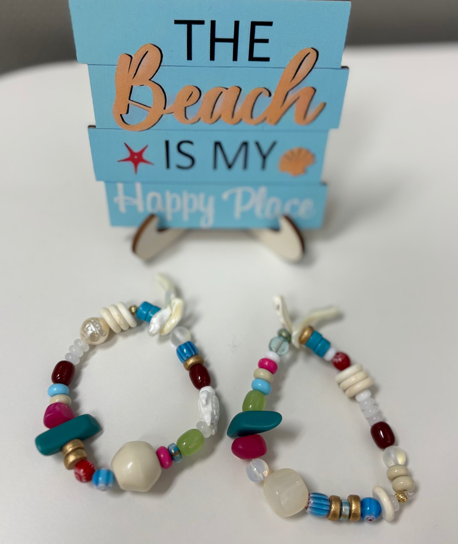 Cream Resin, glass and shell Bracelet