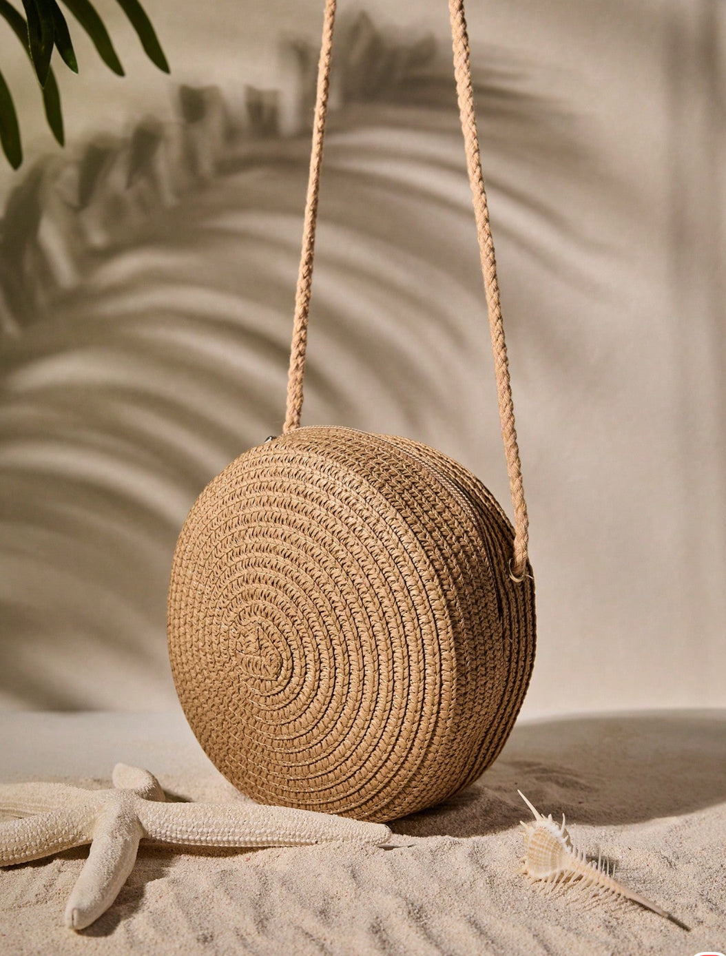 Minimalist Round Straw Bag
