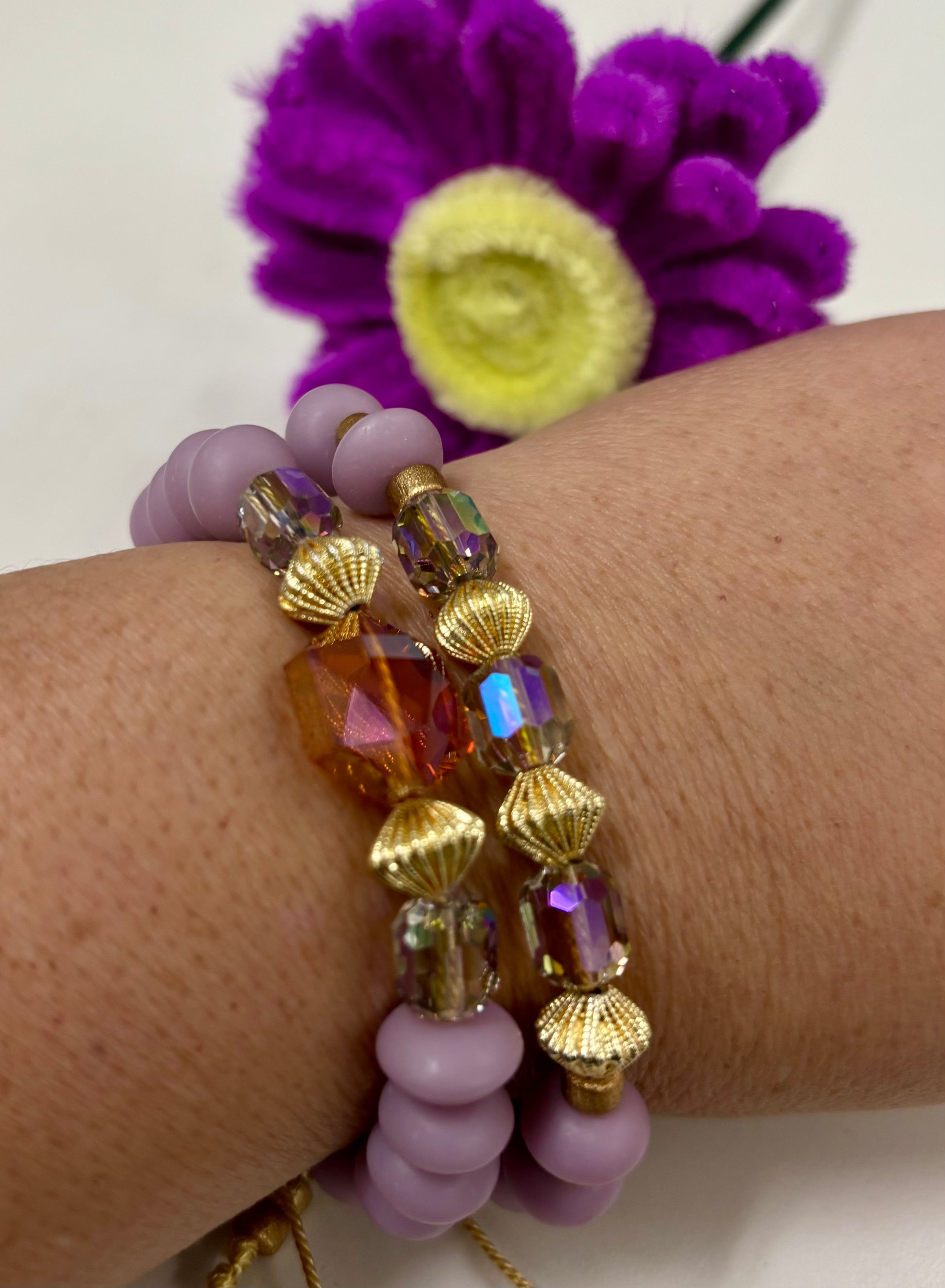 Adjustable Resin and Faceted Crystals Bracelet