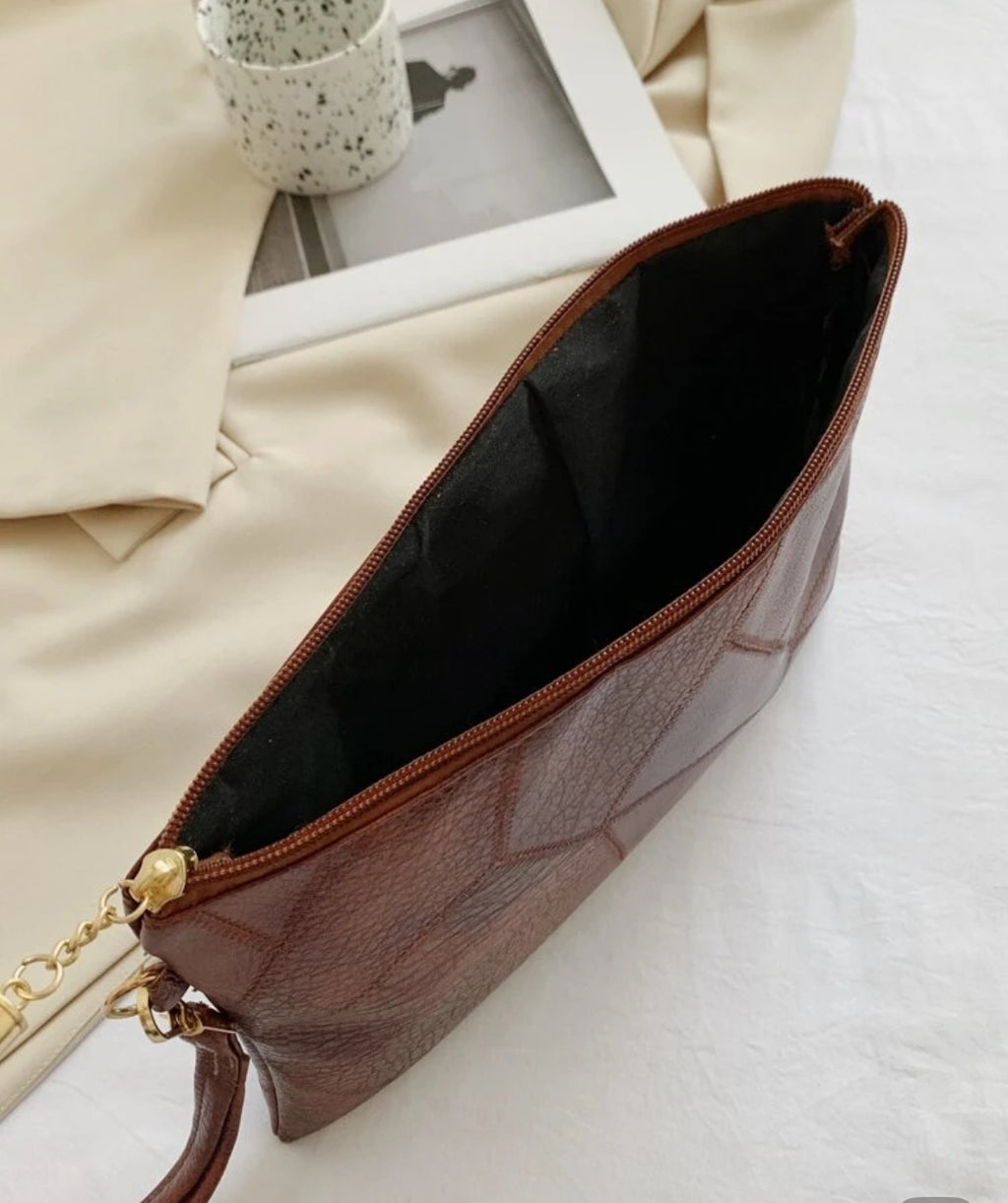 Vintage Litchi Embossed Tassel Decor Wristlet Bag