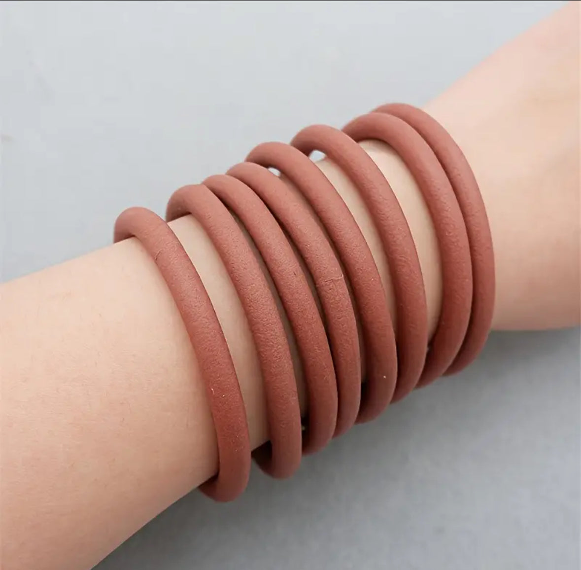 1set/8pcs Statement Rubber Bracelets