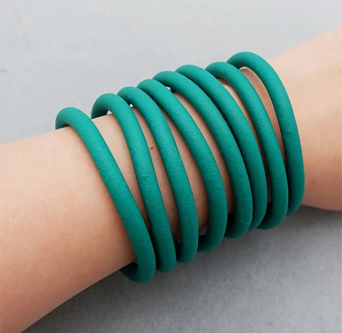 1set/8pcs Statement Rubber Bracelets