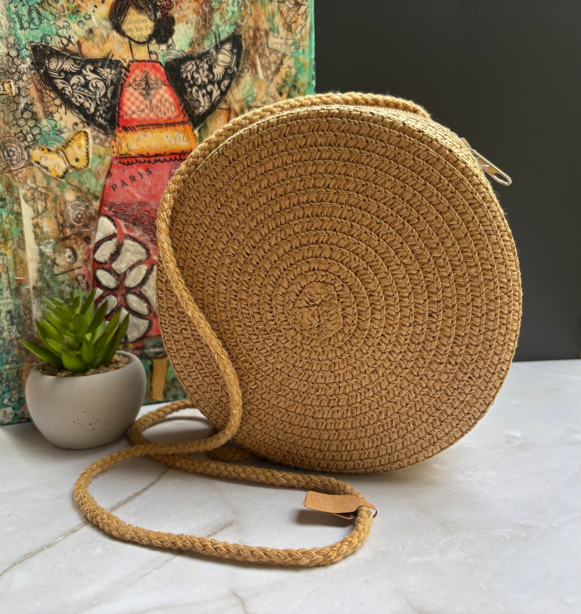 Minimalist Round Straw Bag