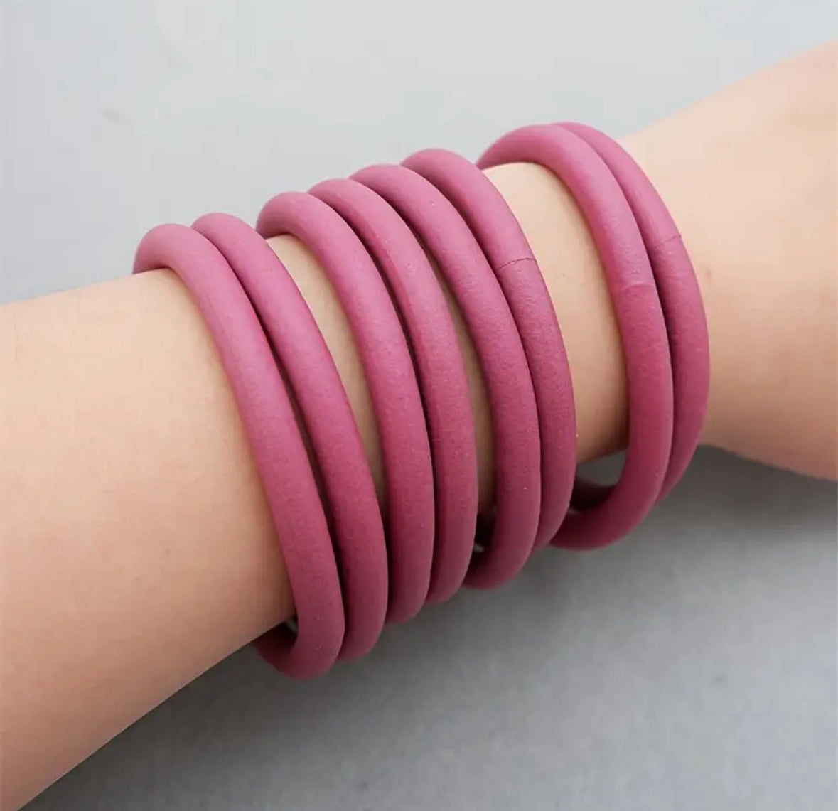 1set/8pcs Statement Rubber Bracelets