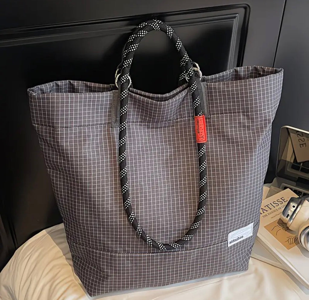 Plaid Pattern Shoulder Bag